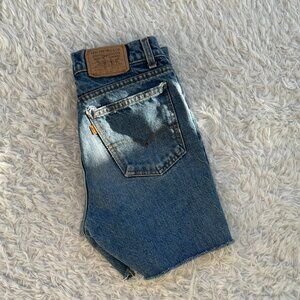 Vintage Levi’s orange tab Size 25 shorts
